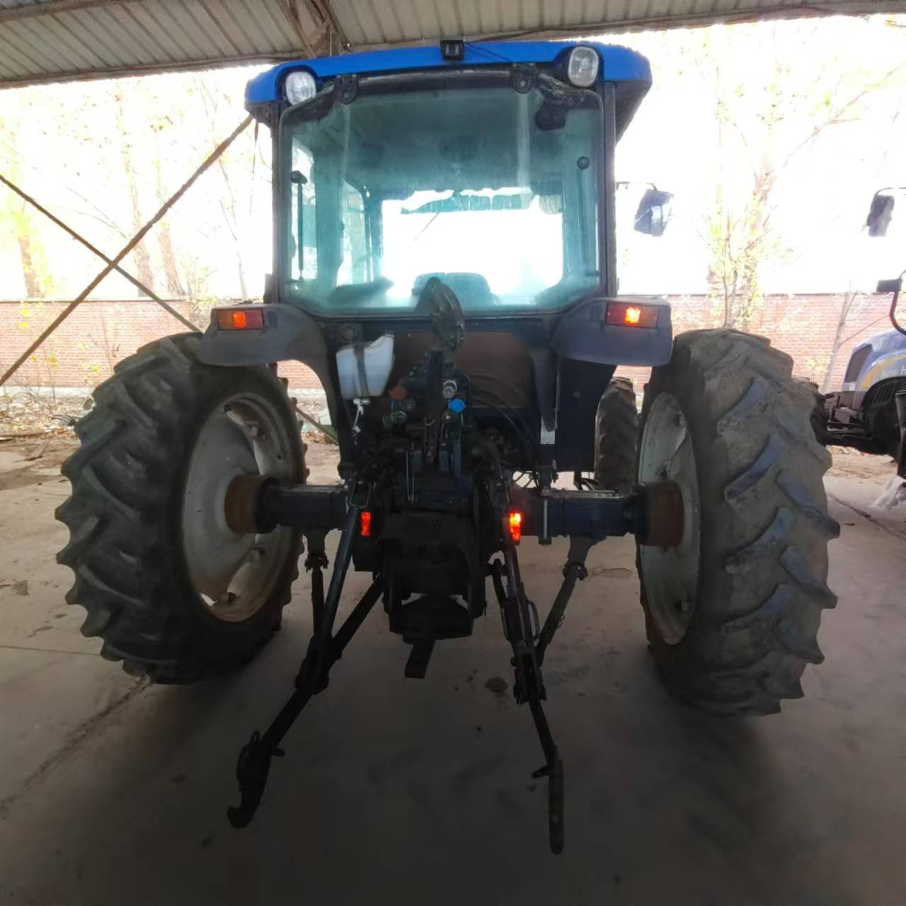 used tractor N Holland T4040N 85hp 4x4wd made in Italy farm equipment agricultural machinery small mini compact tractor