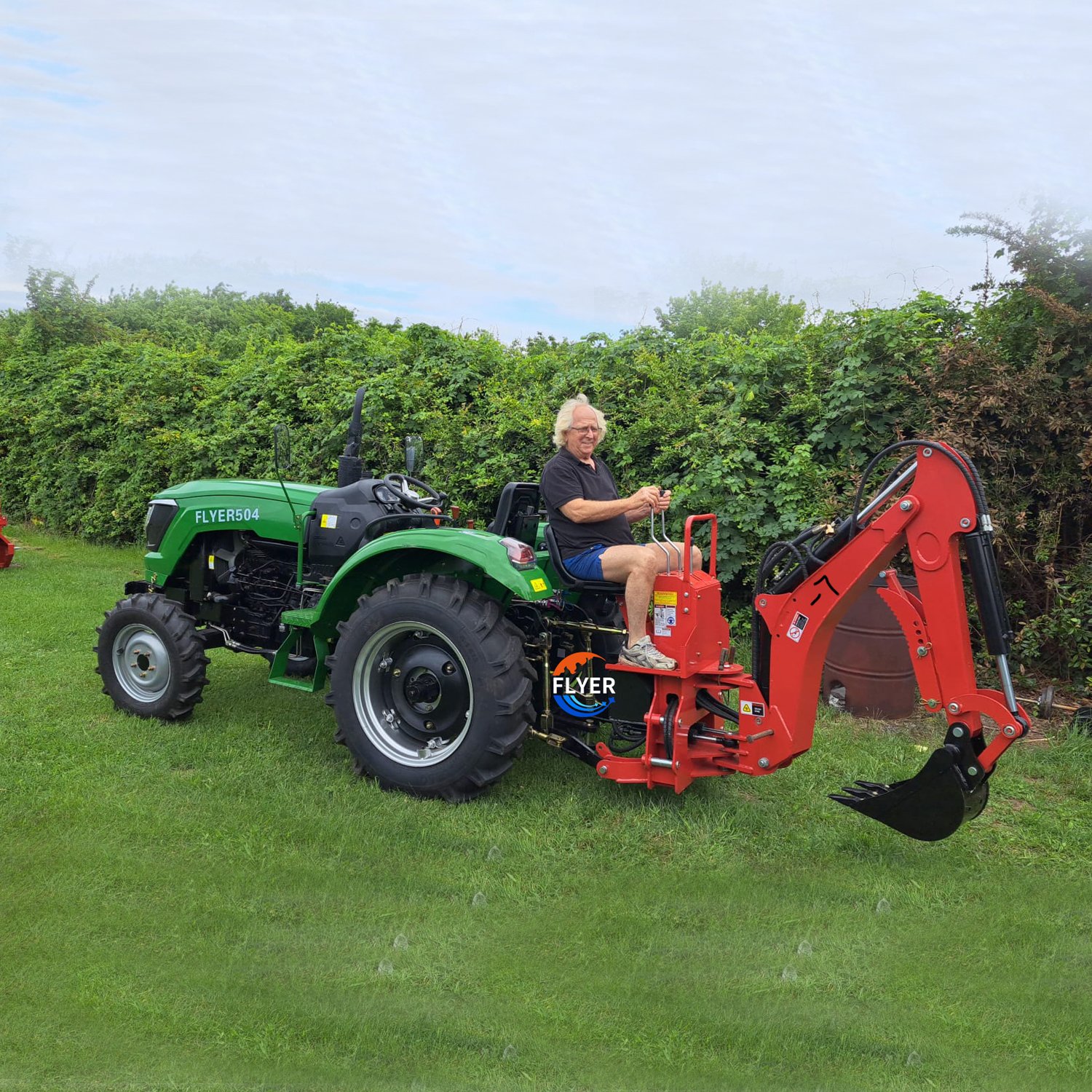 4WD 40HP Mini Farm Tractors Agriculture Farm Machinery Cheap Farm Tractor with Front End Loader for Sale