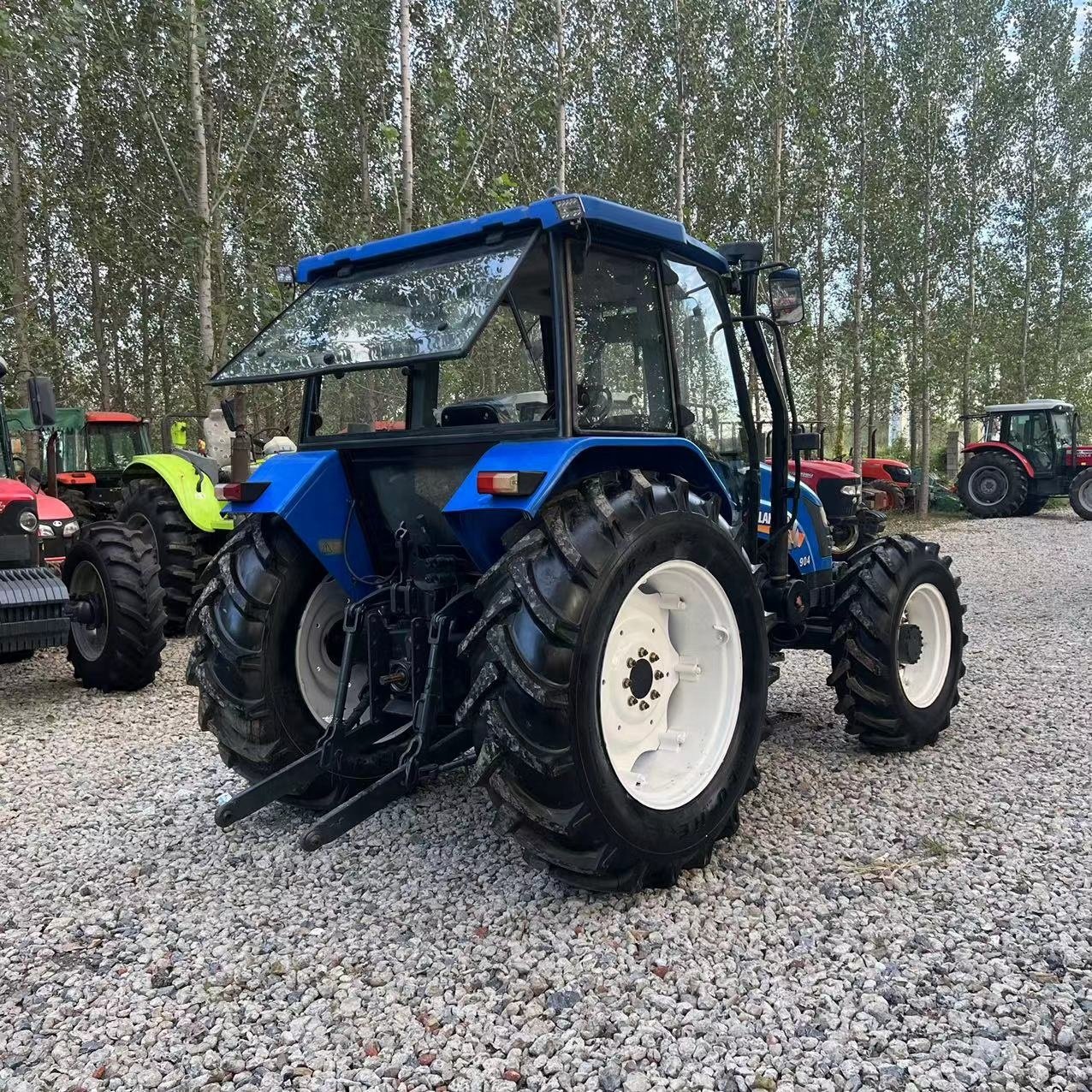90hp Used New Holland SNH904 Tractors Cheap Mini Tractor Farm Agriculture 4x4 Wheel Tractor