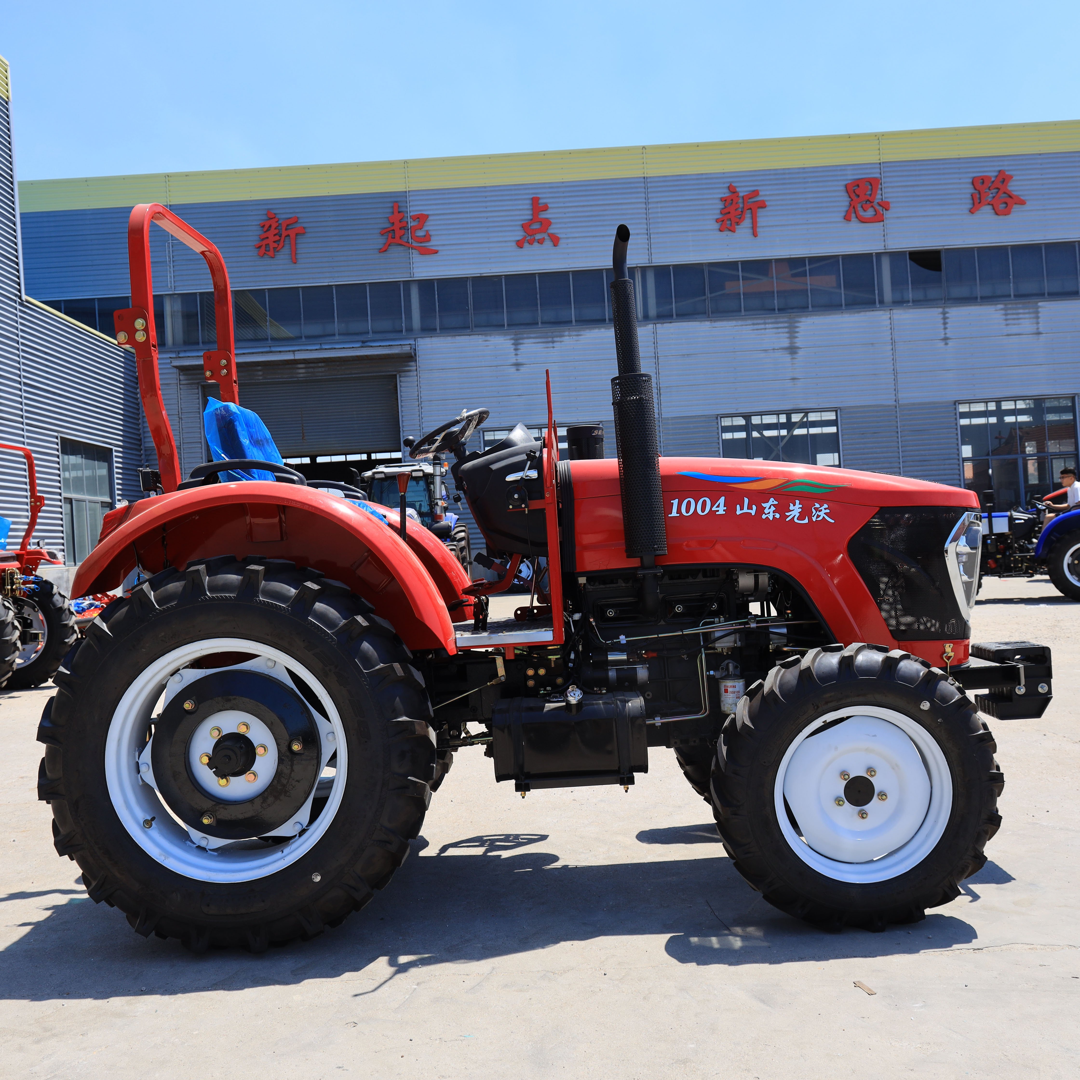 Cab Tempered Glass Door 1004 Tractor 4 Cylinder 4 Drive Agriculture Tractor Machines