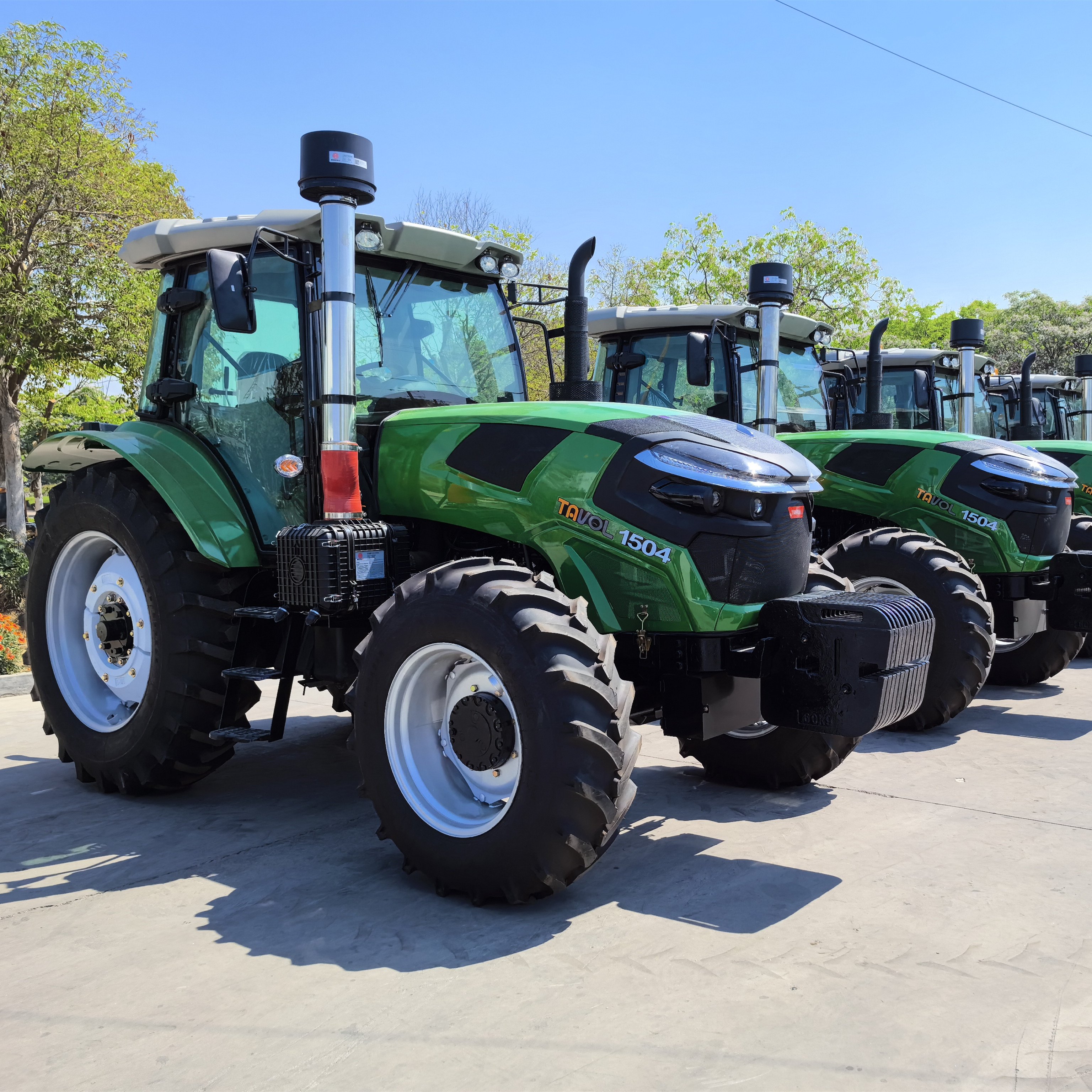Shandong Tavol Group 150hp Tractor Farming Equipment 4x4 Agricultural Tractor