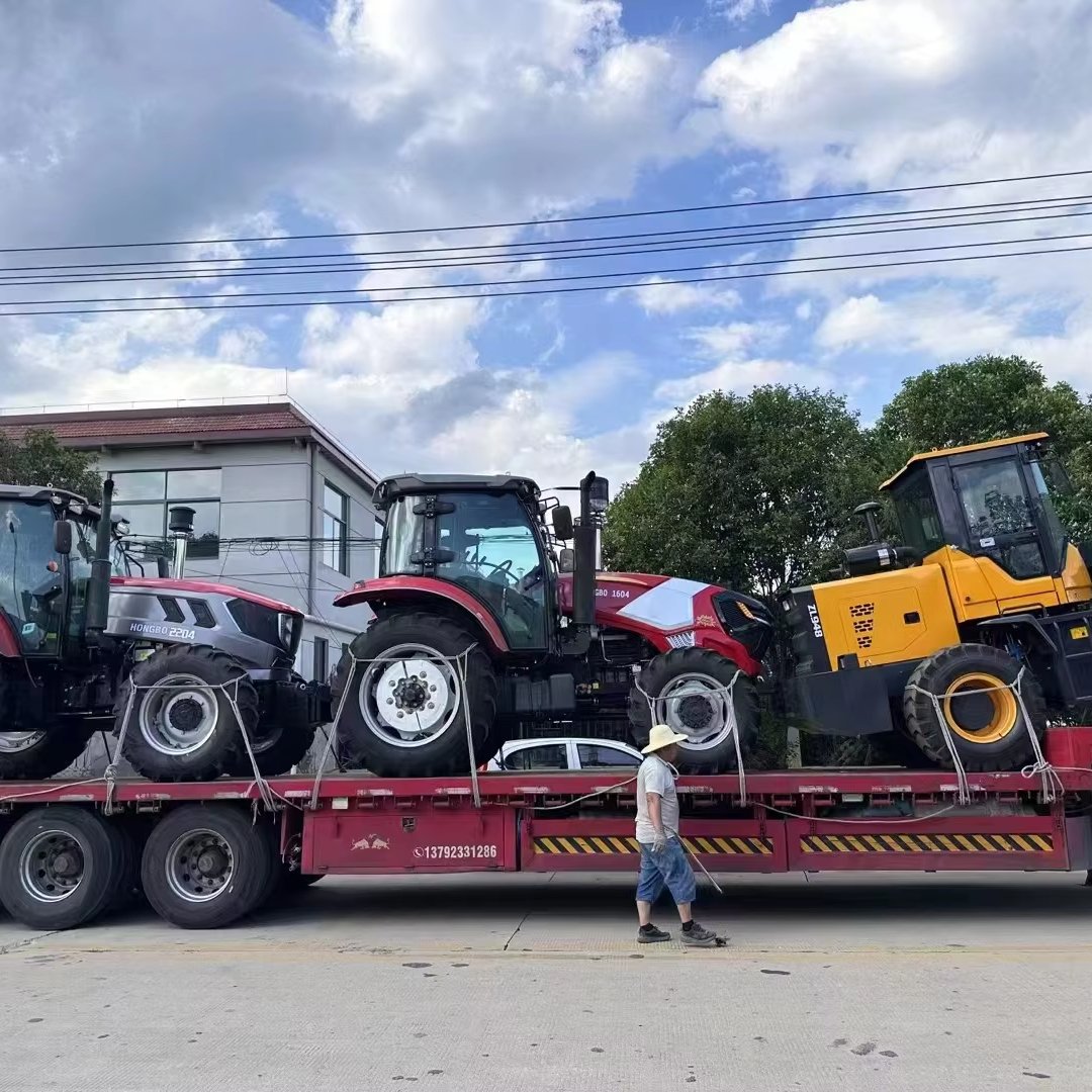 Multifunctional 200HP 4x4 Agricultural Tractor with 4WD Diesel Engine Long Service Life New Condition for Farm Use