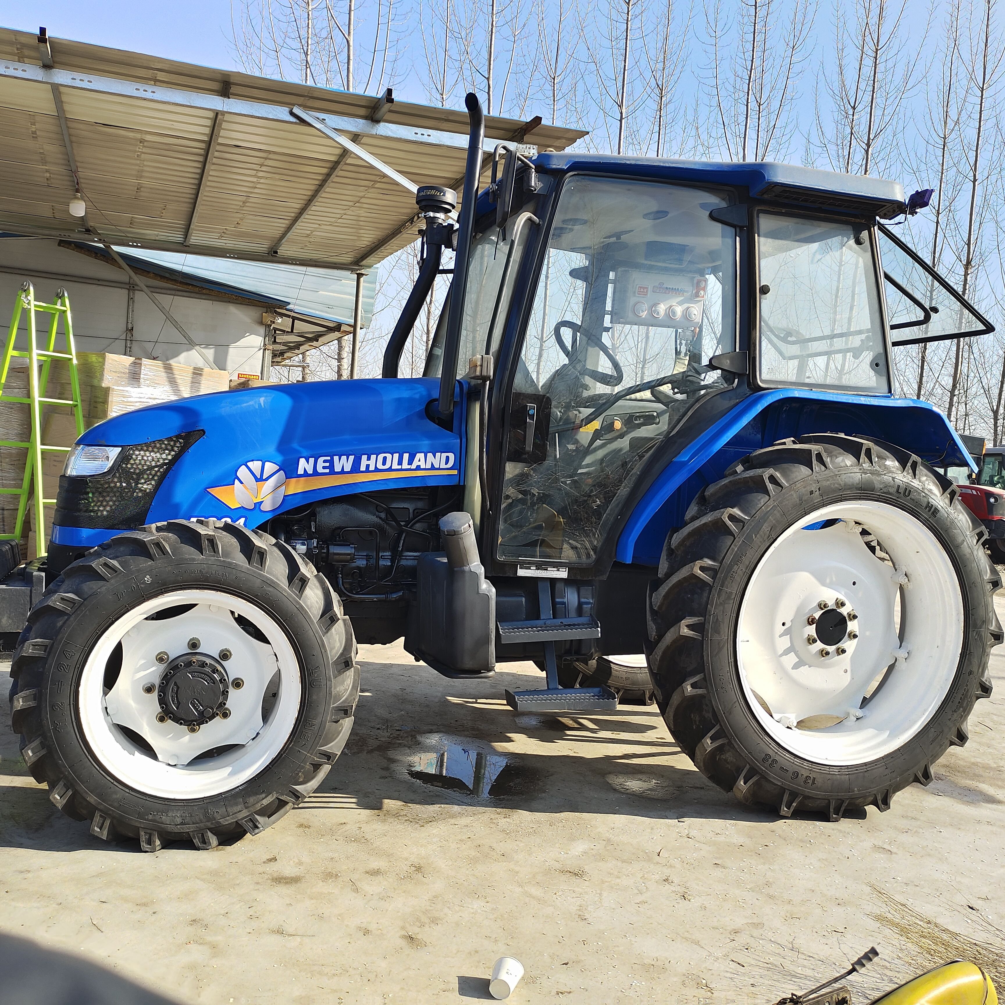 Hot Sale New Ans Holland 80HP Agricultural Farm Tractor