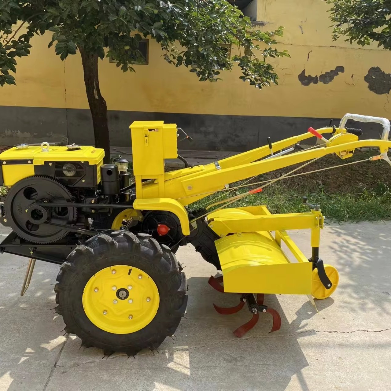 China Hand Tractor 8HP 10HP 12HP Walking Tractor Agricultural Machinery Mini Tractor for Sale