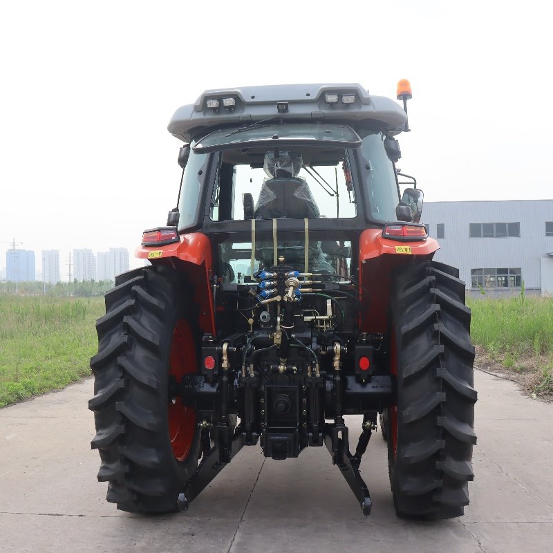 China's Multifunctional 4WD Diesel Wheel Tractor Farm Agricultural Machinery Equipped with YTO Engine
