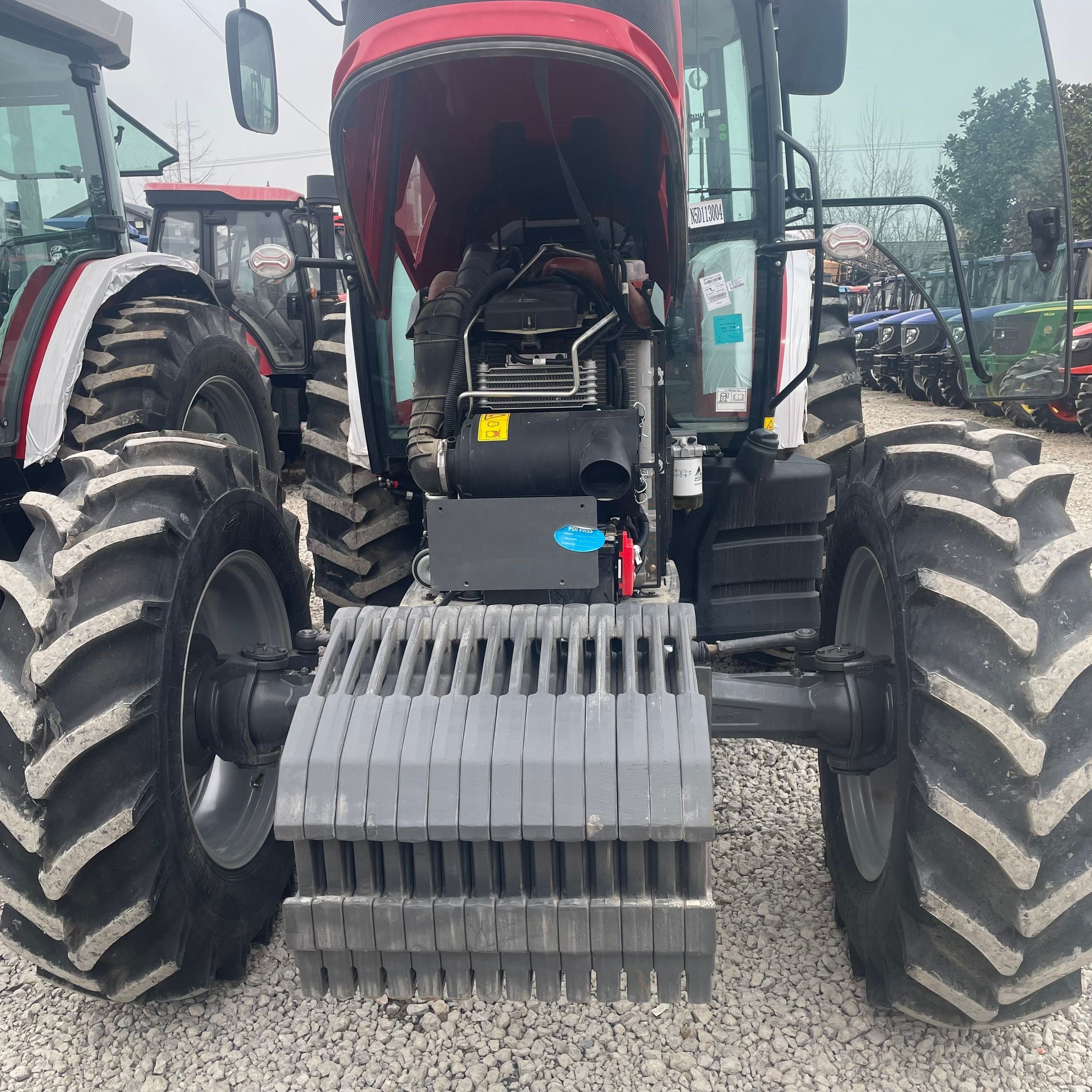 Multifunctional 4WD Farm Tractor Cabin Diesel MTZ-80 Box New 440 MM Competitive Agriculture Tractor Prices