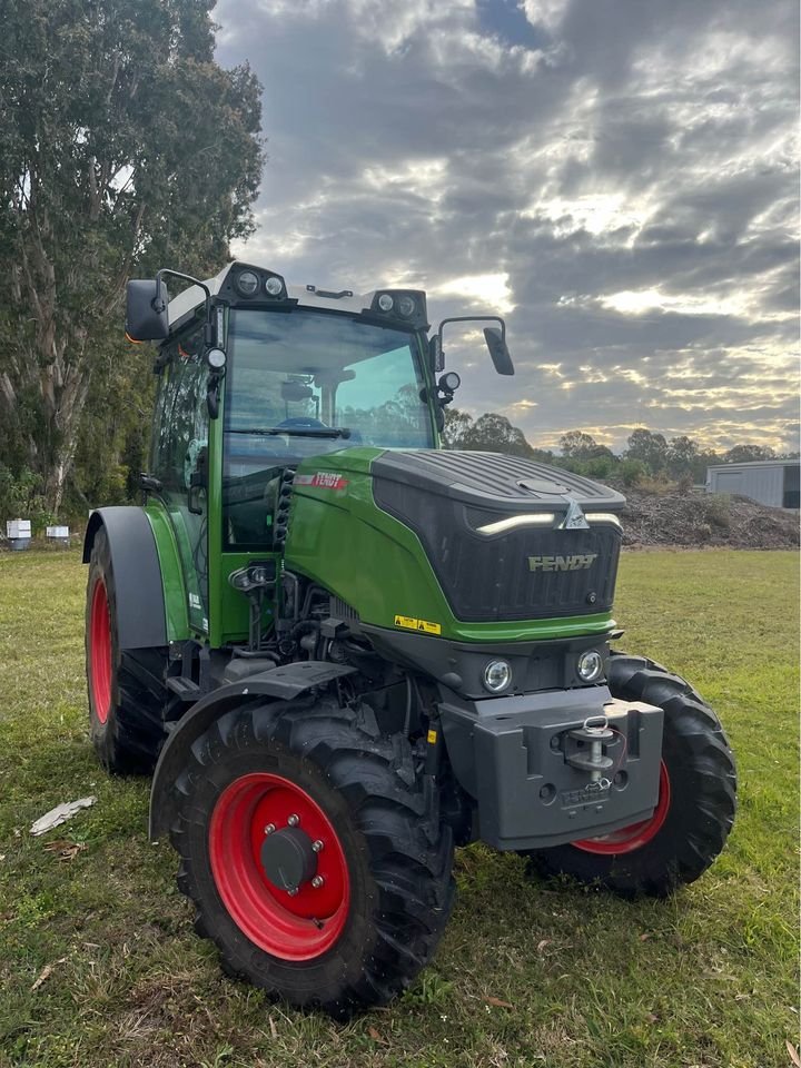 Good Condition 4wd Fendt Tractor Farm Tractor 70HP 120HP Agriculture