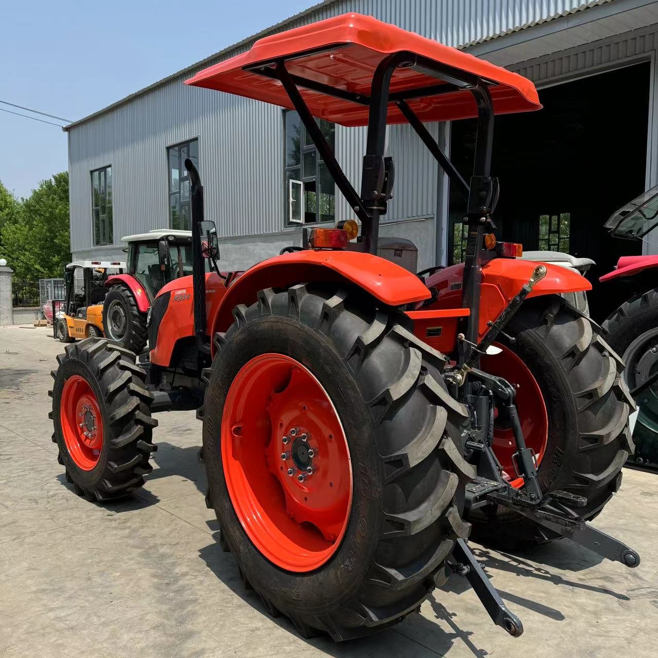 Buy Mini Kubota Tractor 4wd 95hp Used Kubota Farm Tractor/ 95hp Tractor With Front End Loader and Backhoe for Sell