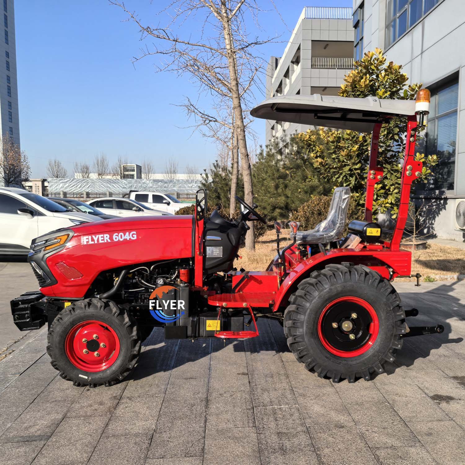 New 60HP Mini Tractor 4x4 Drive Diesel Engine Agricultural Orchard Machine Garden Wheel Tractor for Sale