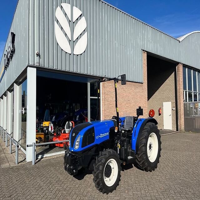 Used Second Hand New Tractor 4X4wd New Holland T5 With Loader and Farming Equipment Agricultural Machinery