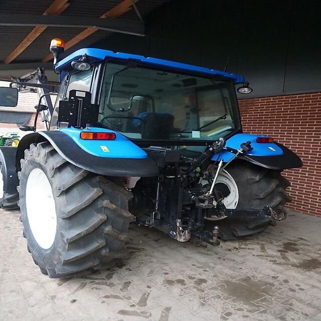 Used Second Hand New Tractor 4X4wd New Holland T5 With Loader and Farming Equipment Agricultural Machinery