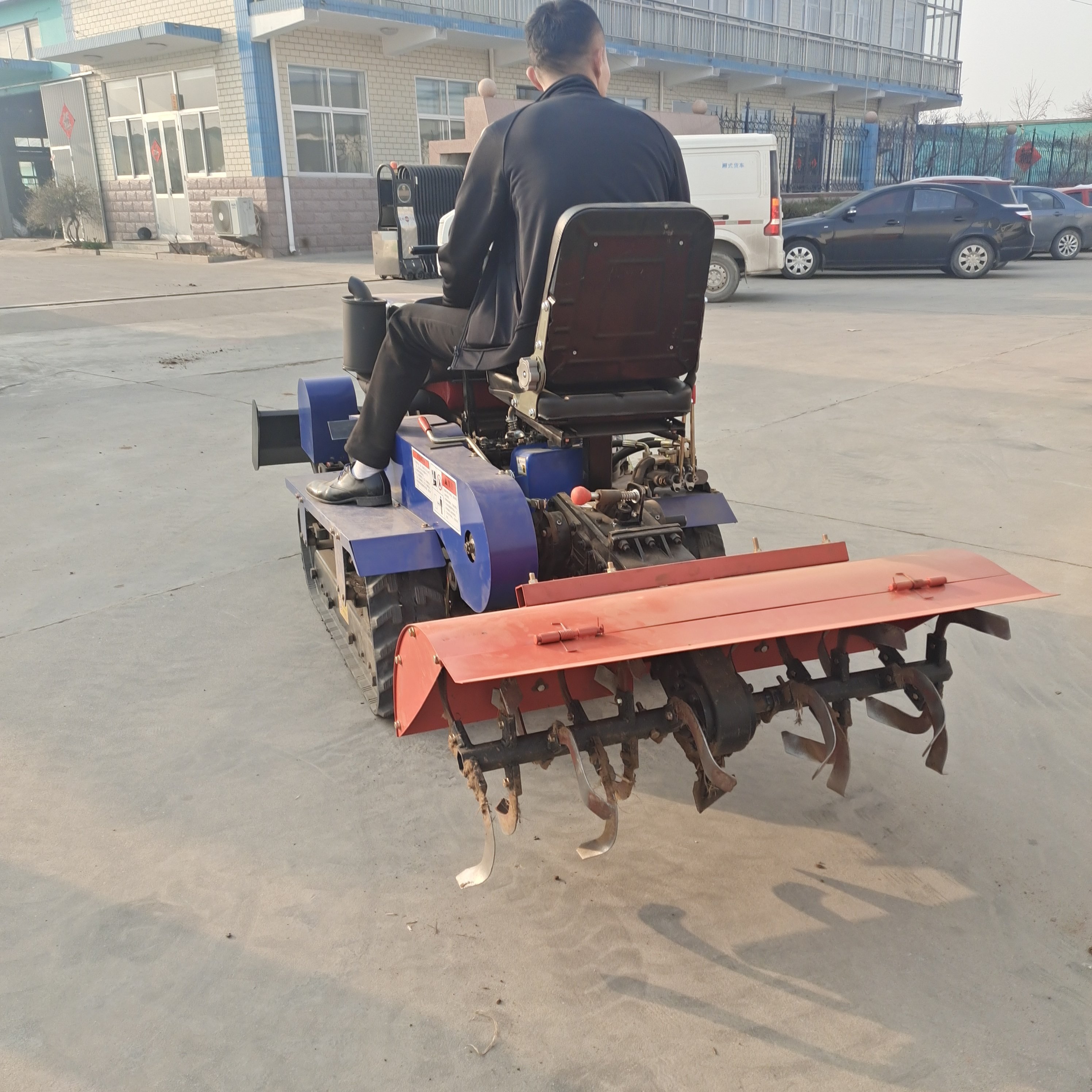 Agricultural Orchard Multi Function 35hp diesel Engine Small Crawler Tractors for Paddy Field and Dry Land