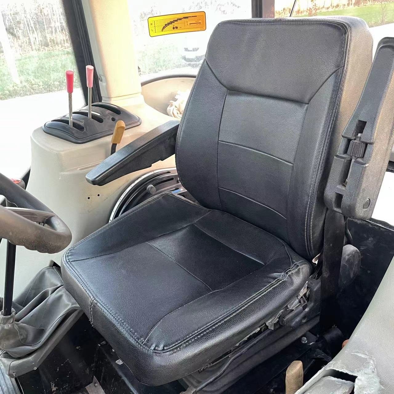 Cheap Farm Wheel Tractors 4x4 wd Compact Agricultural Equipment Machinery