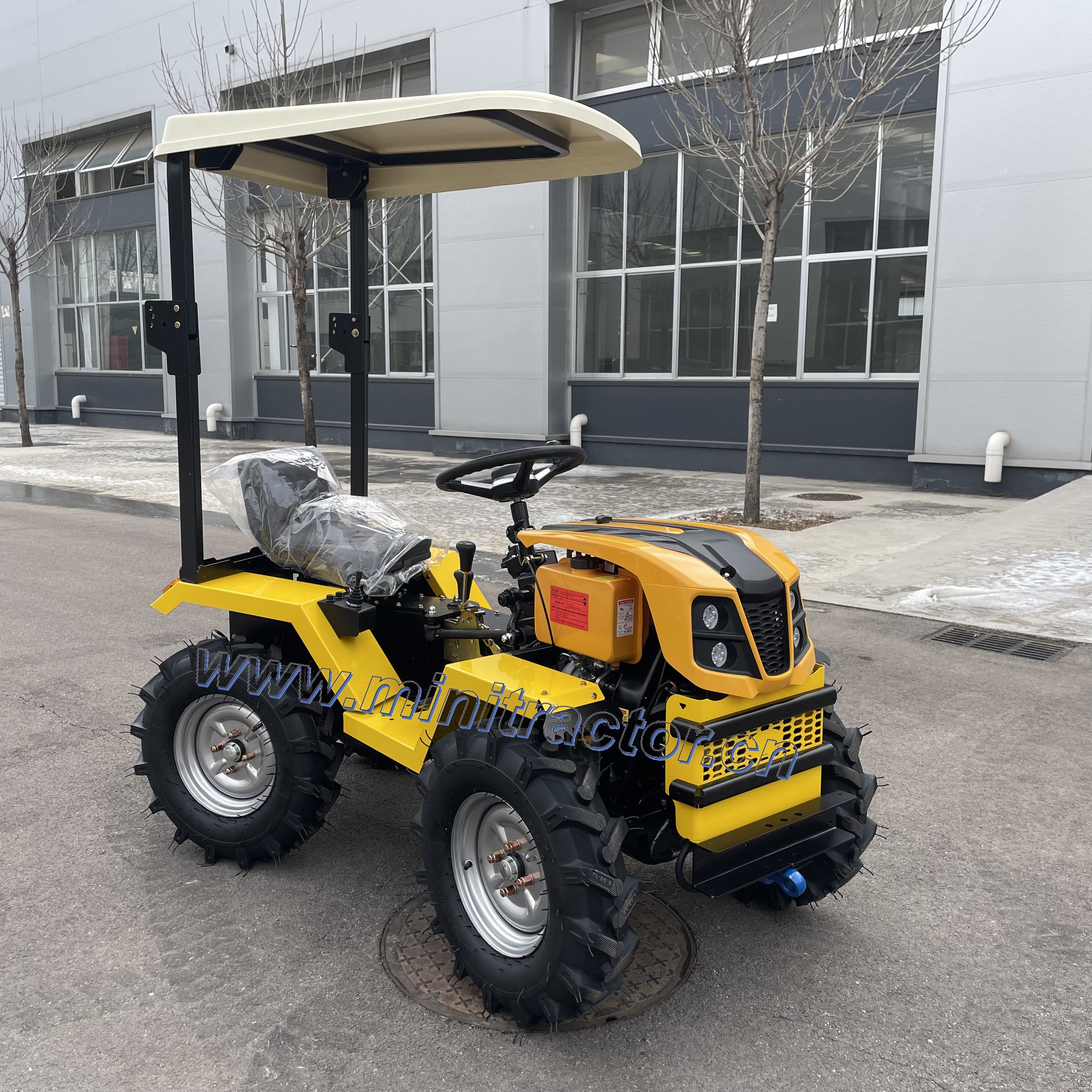 Multifunction Traktor Agricola Farming Agricultural Small Compact Tractors Mini 4x4 Farm Agricol Tractor 4wd Tractor