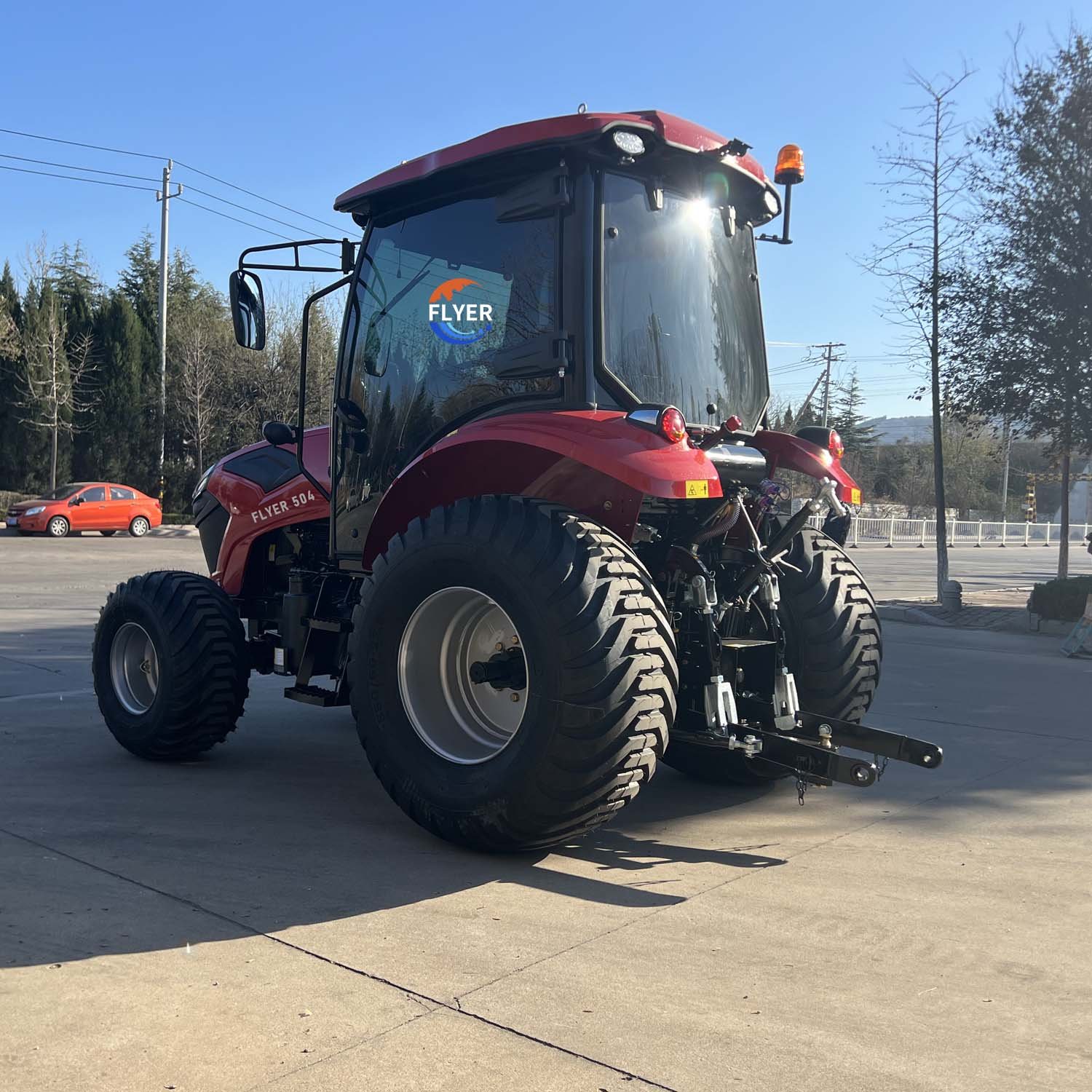 China Factory Machine Buy Tractor FLYERAGRO Agricultural Machinery Farm Tractor with Cabin for sale