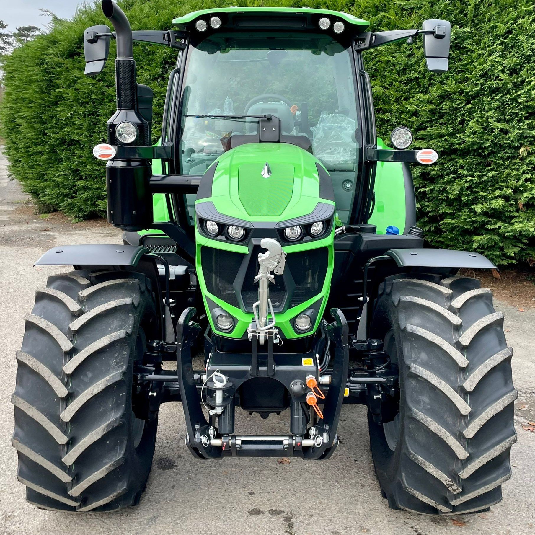 Factory Supply of DEUTZ FAHR 5080.4 DV Agricultural Machinery Tractor/ New DEUTZ FAHR Tractor