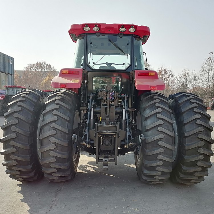 YTO-ENX2404 Farm Automatization Wheeled Tractors Prices 4WD Tractor with Epa Engine Tractor Ce Yto 554 Accessories 7600 Multifunctional Chinese