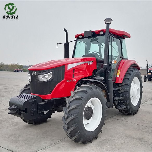 Farm Tractor YTO X804 X904 LX954 X1204 Tractors