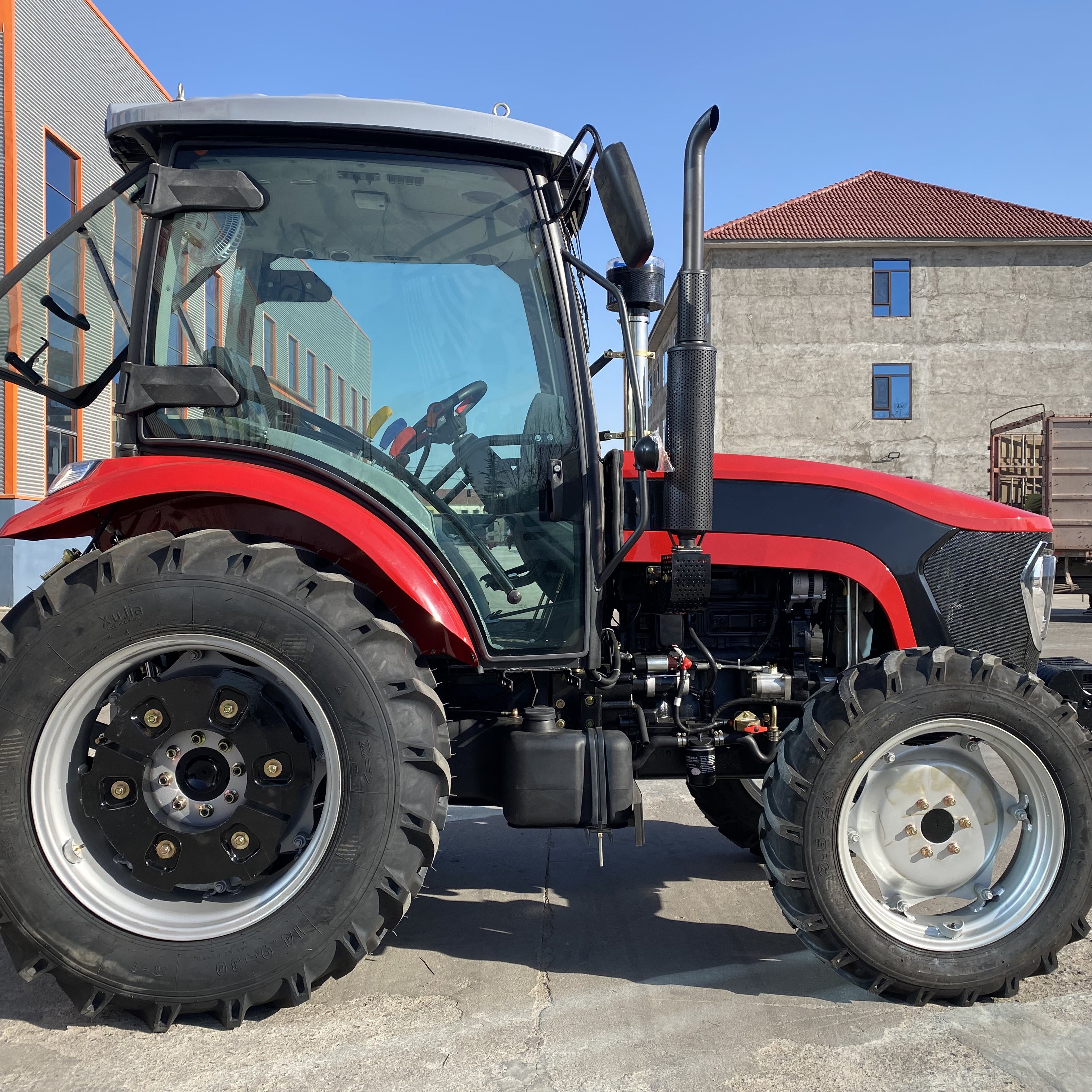 Farm Tractors Agriculture Tractor 120hp150hp With Engine 4wd Small Mini Tractor