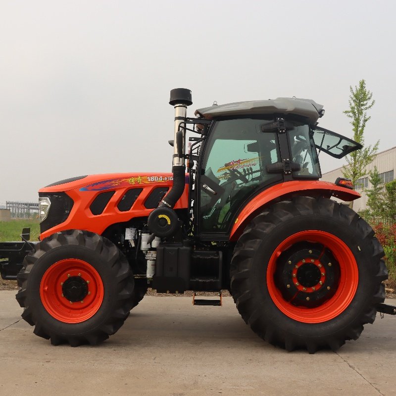 Innovative 4WD Agricultural Wheeled Tractor China's Strong and Trouble-Free Diesel Tractor