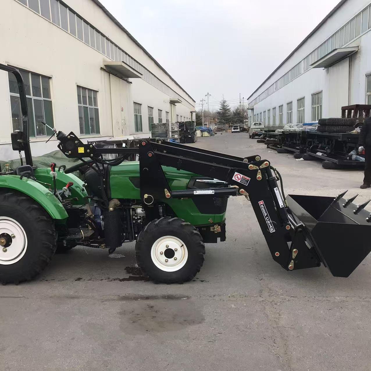Ford Tractor with Various Power Ratings 100HP to 180HP Core Components Including Bearings Best Prices Available
