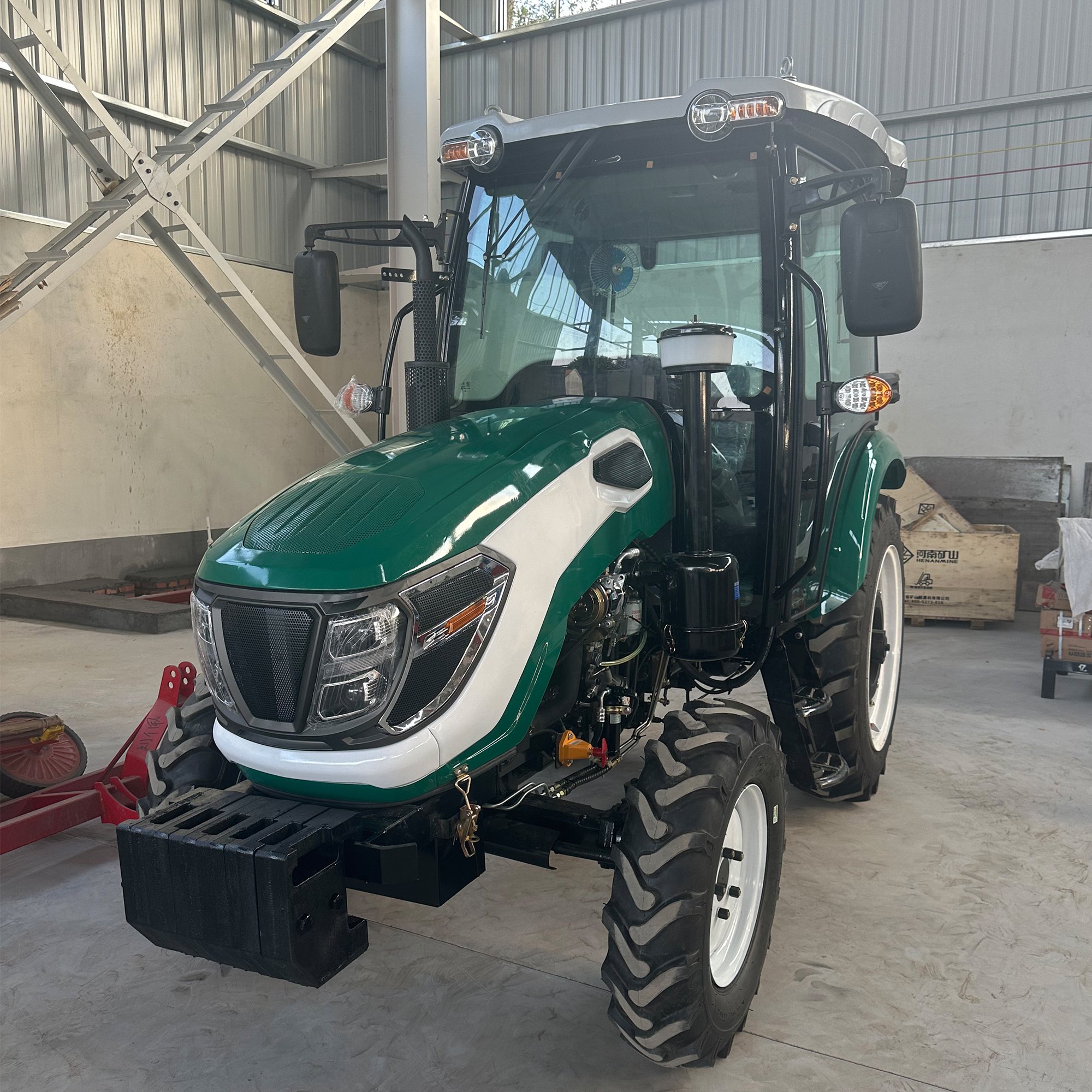 80HP-120HP 4x4 Agricultural Farm Tractor Cabin Air Condition & Heater (59.69KW-89.48KW) for Mini Tractor Use