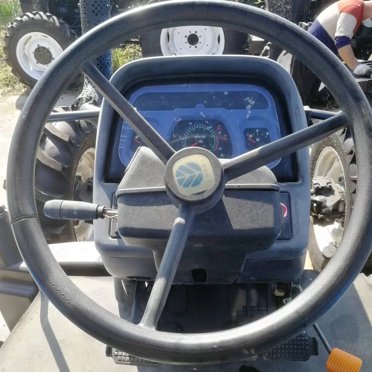 Used/second Hand Farm Wheel Tractors New Holland SNH804 80hp Tt754 4x4wd Agricultural Machinery Front End Loader
