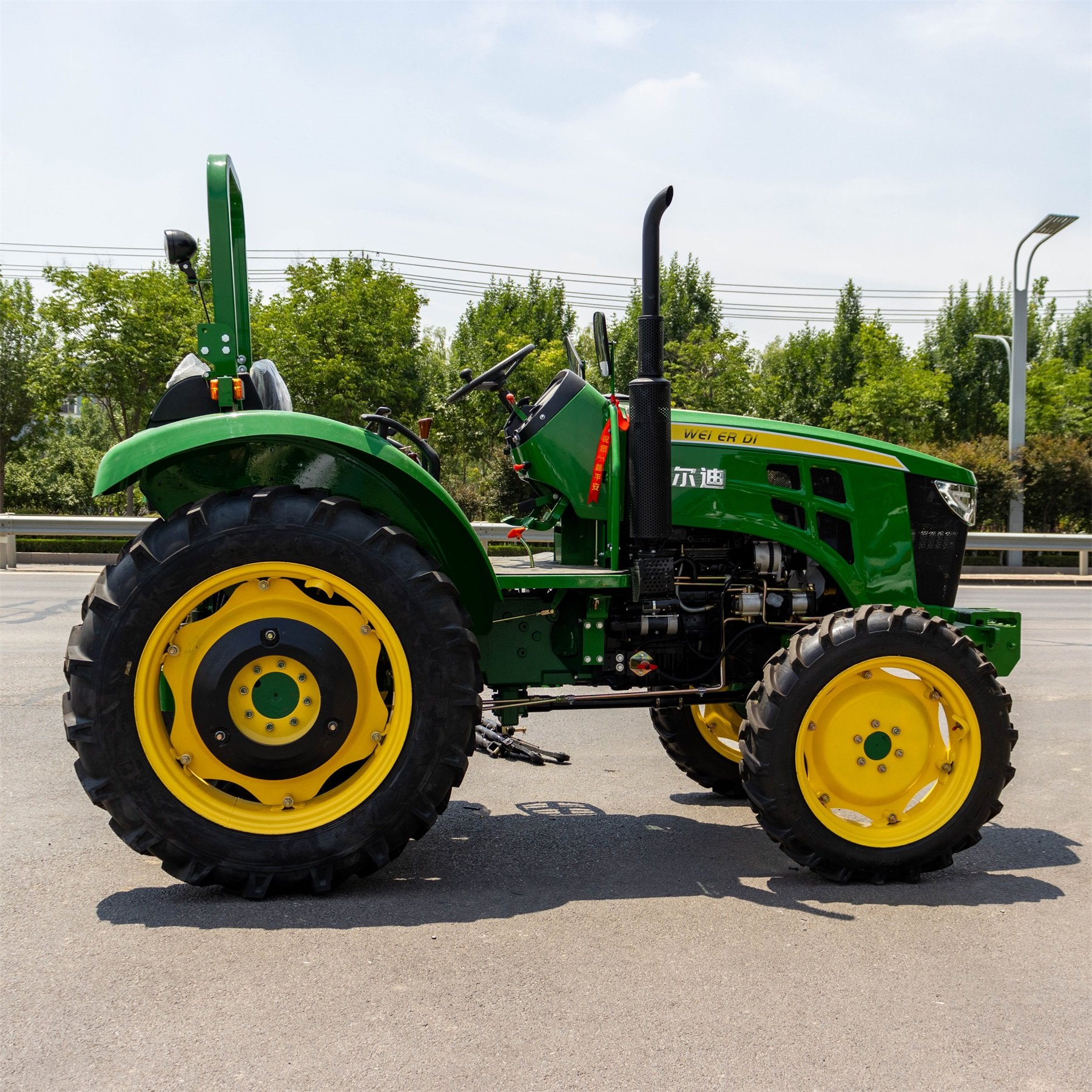 100hp Diesel 4WD Walking Tractor 4*4 Drive Large Horsepower Tractors With Optional Front End Loader and Backhoe