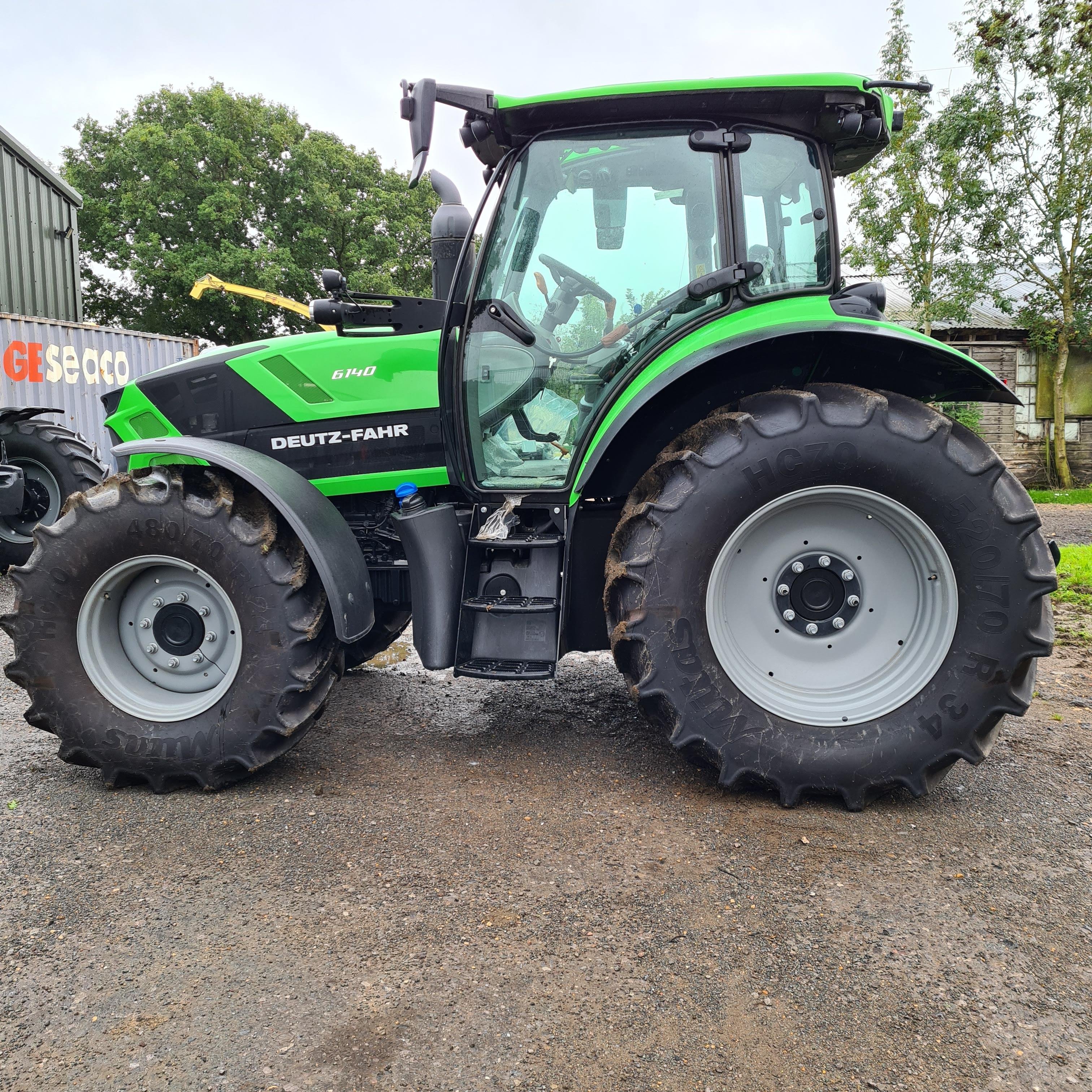 Deutz Fahr 4WD Used 90HP Tractor for Agriculture 4x4 Drive Type Farm Tractor