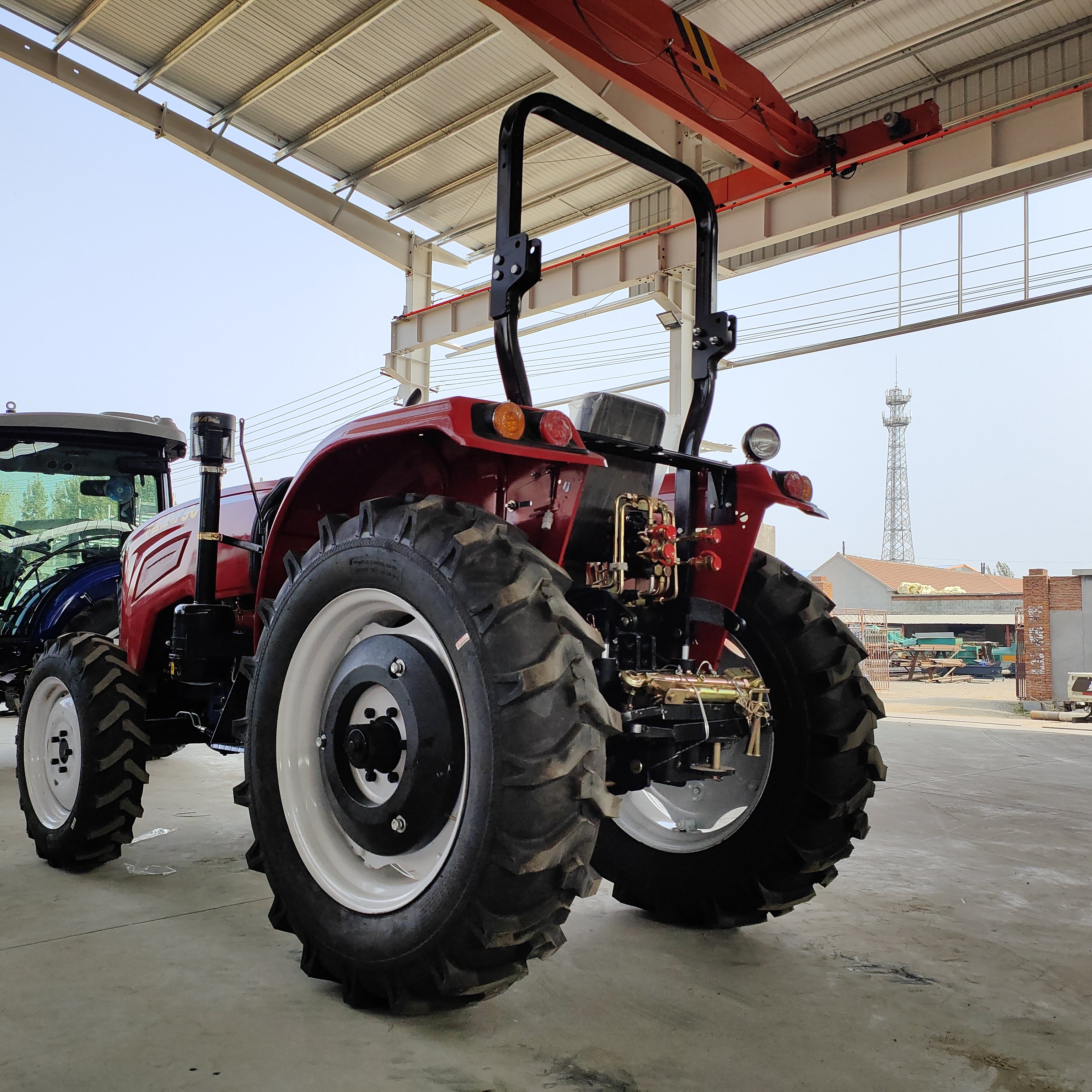 Original Massey Ferguson MF 290 MF 385 MF 390 4X4 Tractor Agricultural Machinery Massey Ferguson Tractor Farm Tractors for Sale