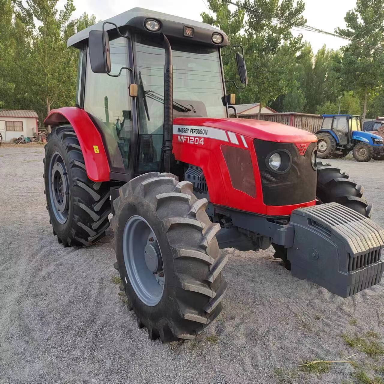 Cheap 120HP 4x4 Farm Tractor MF MASSEY