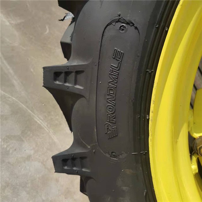 Bias Agricultural Tractor Tyre 9.5-32 R-1 Pattern