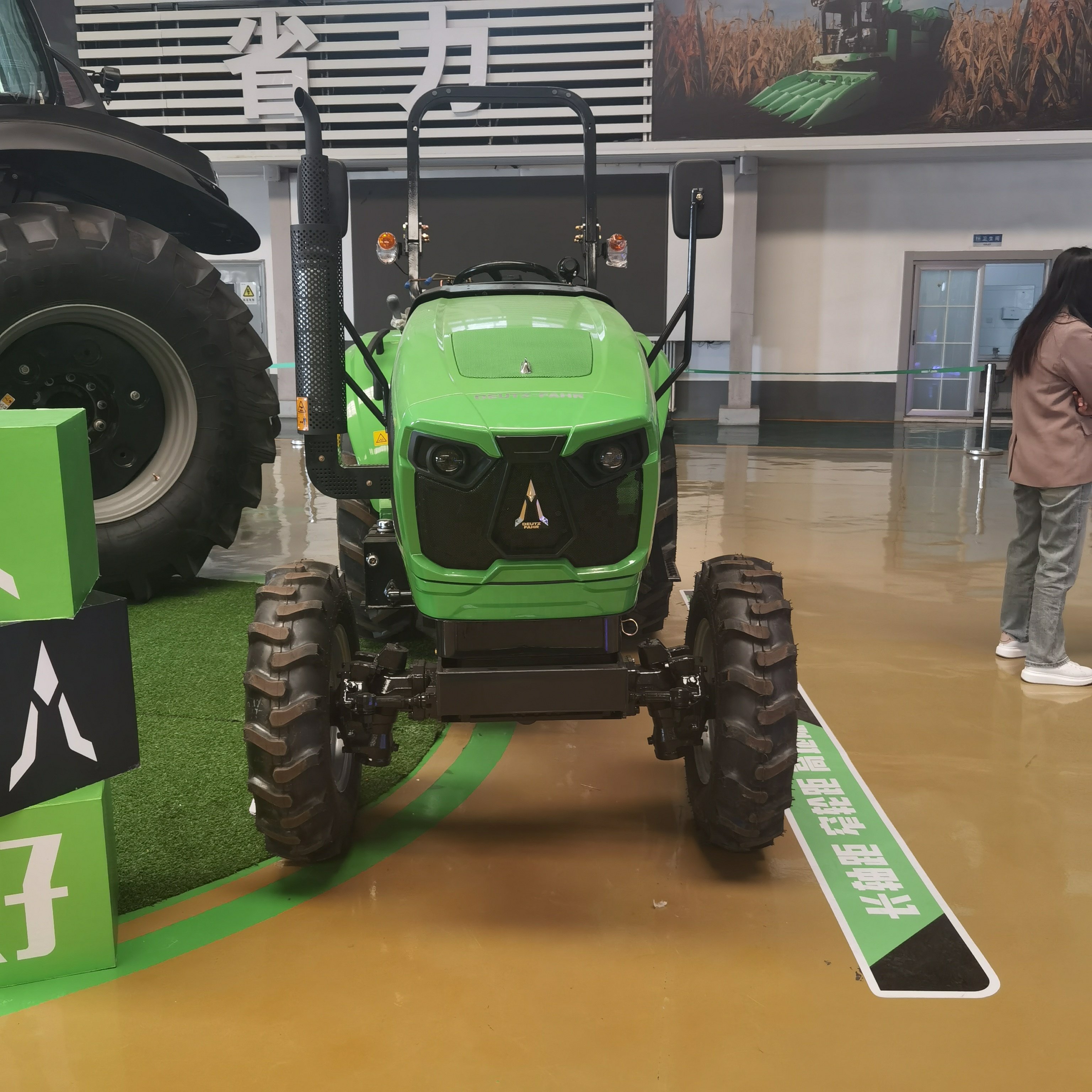 Brand New Deutz Fahr Tractor Mini Tractor 50HP for Agriculture