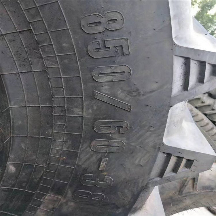 850/55-42 R1 Pattern Tractor Tire Agricultural Tyre 850/60-38