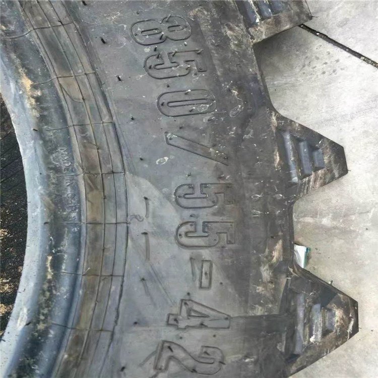 850/55-42 R1 Pattern Tractor Tire Agricultural Tyre 850/60-38