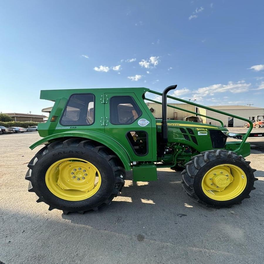 Good Condition Working Large Horsepower Orchard Garden Agriculture Tractor 50hp 60hp 70hp Cheap Price Farm Tractor in Stock