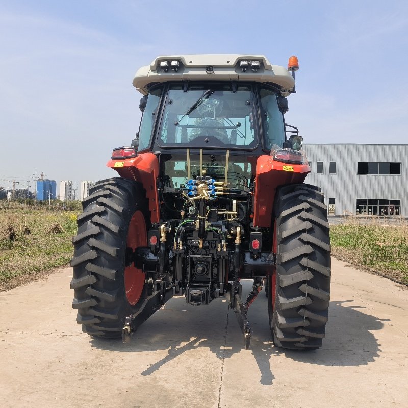High Efficiency 180HP Diesel Tractor 4x4 Agriculture Drive Type Include Pump Bearing Widely Used Any Market