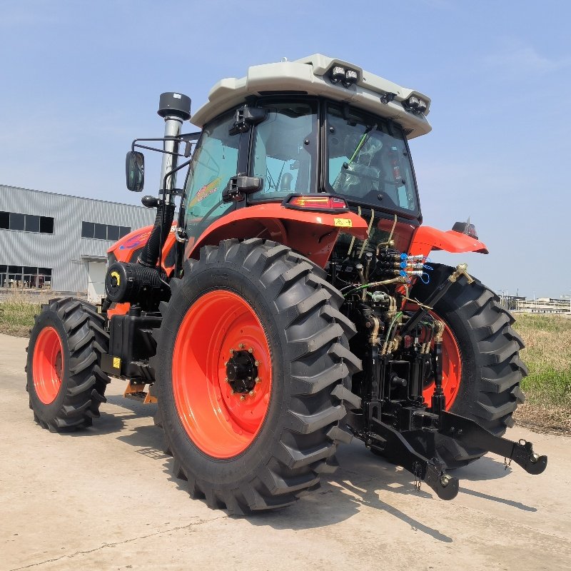 High Efficiency 180HP Diesel Tractor 4x4 Agriculture Drive Type Include Pump Bearing Widely Used Any Market