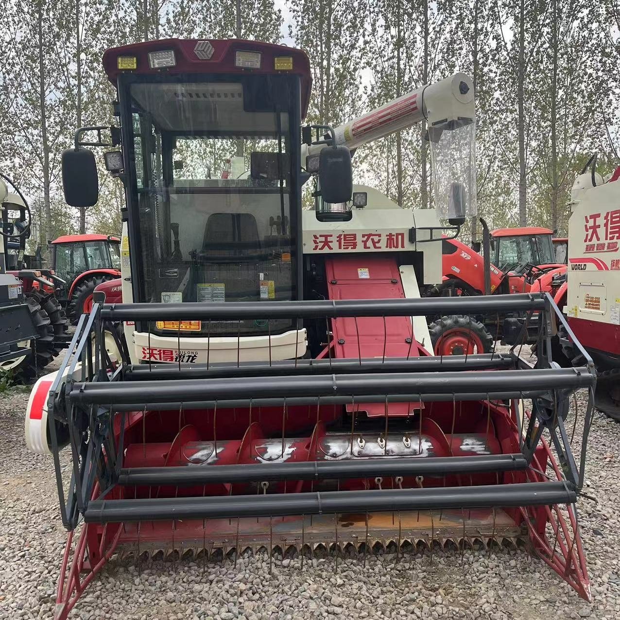 Fmworld Used Fm World 125hp Combine Harvester Model 4lz-7.0 Fmworld World