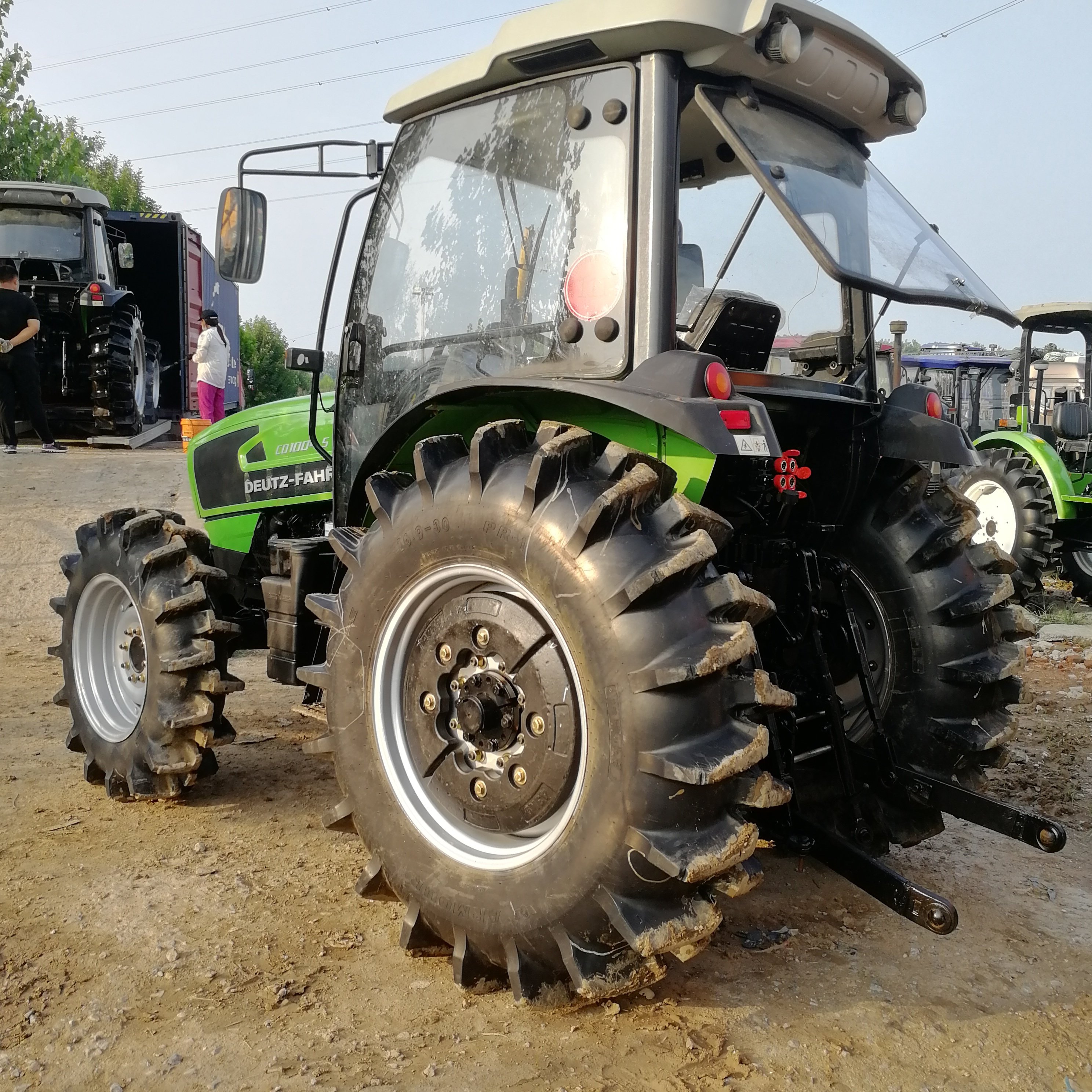 Used Tractors Deutz Fahr 100HP 4x4wd Compact Orchard Farm Two Wheel German Agricultural Machinery
