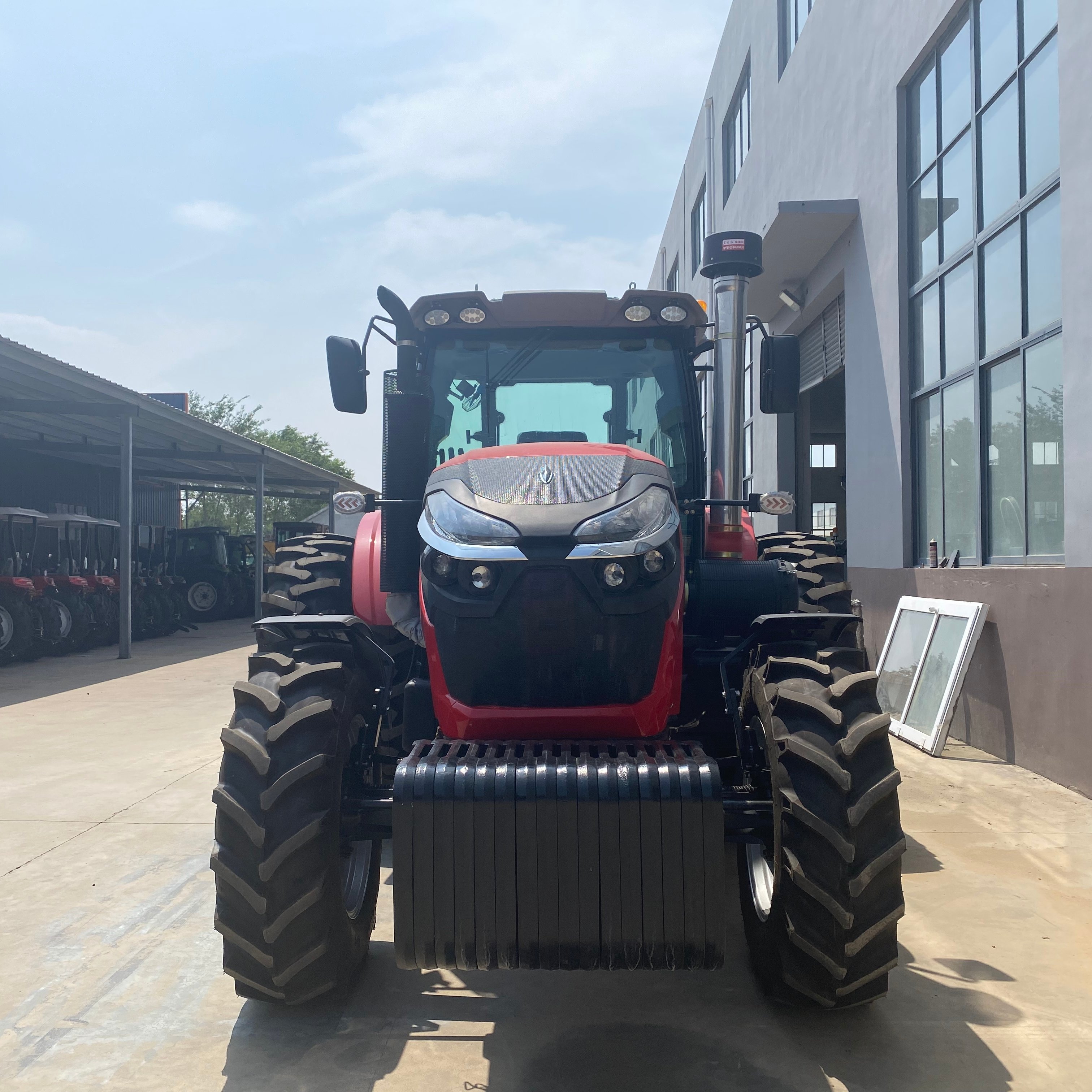 Hot Sale Agricultural High Quality Tractors Multifunctional Small Tractors Paddy Field Crawler Tractor