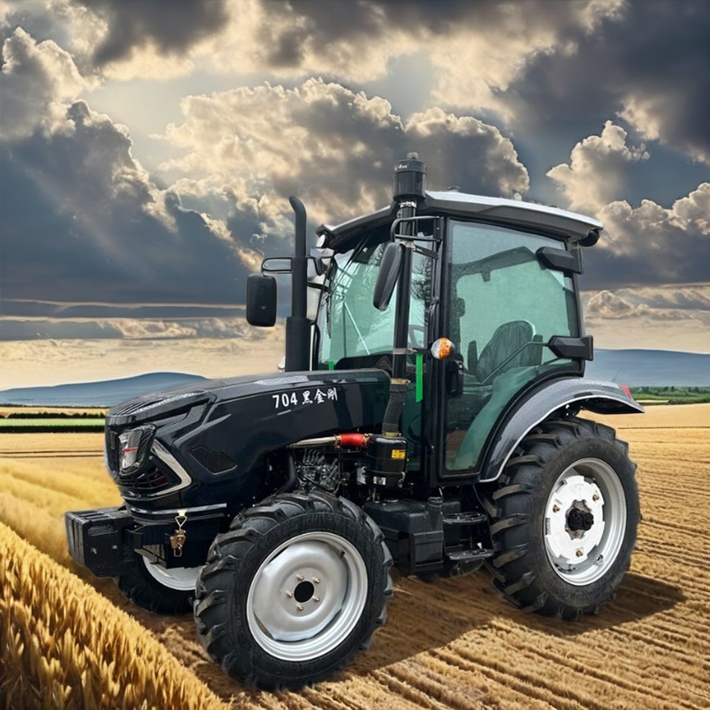 Multifunctional 15hp/16hp Mini Farm Tractor with 30hp/90hp Yuchai Engine 4WD Cabin Pump Gearbox for Agricultural Use Used