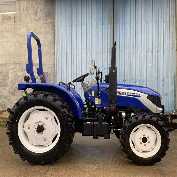 Lovol 704 Agricultural Plowing Field Four-wheel Drive Tractor 70 Horsepower Dual-purpose Plowing and Trenching Machine