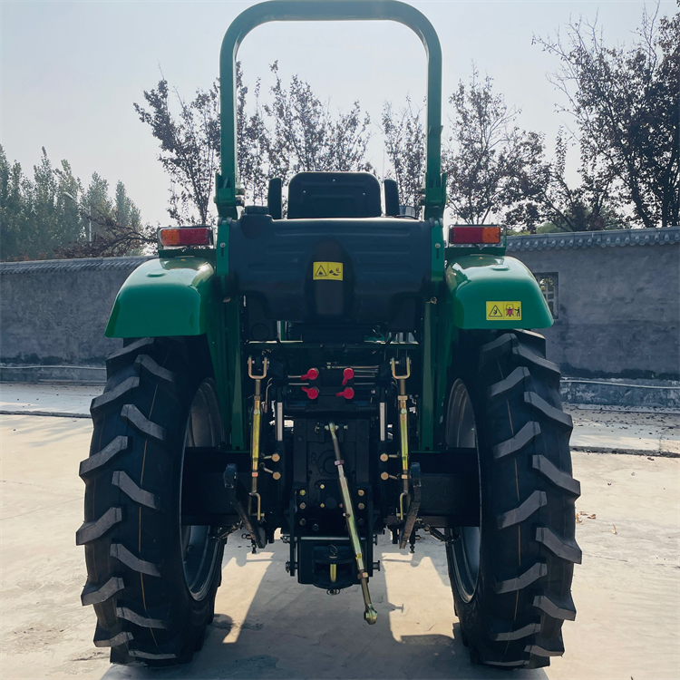 Huatuo 904 Increases Ningbo Houqiao Agricultural Farmland Four-wheeltractor 90 Horsepower Four-wheel Drive Four Cylinder Tractor