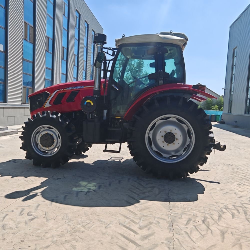 Sell the Latest Large Scale Agricultural Tractors 160Hp 180Hp 200Hp 210Hp Powerful Four Driving Forces Farm Tractor