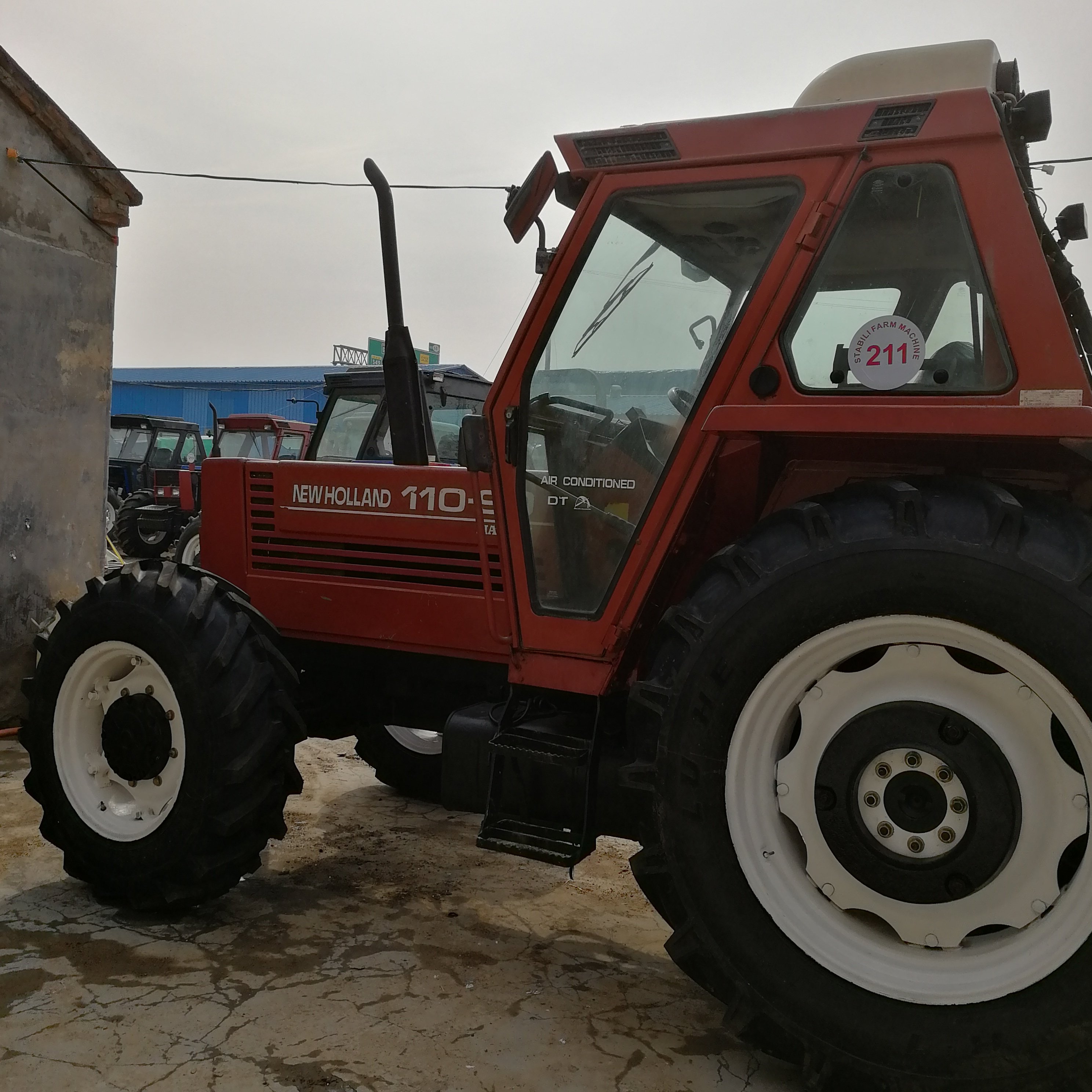 Fairly Used Tractor Fiat 110-90 110hp Made in Italy Farm 4 Wheel Tractors Agricultural Equipment Machinery Orchard Tractors