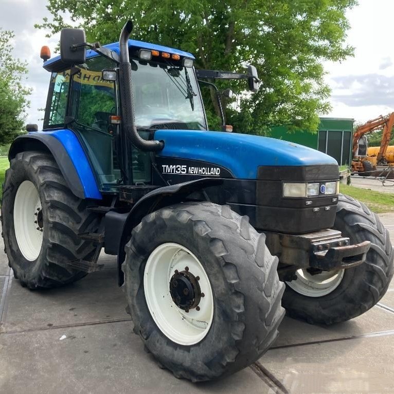 New Holland Tm165 Tractor