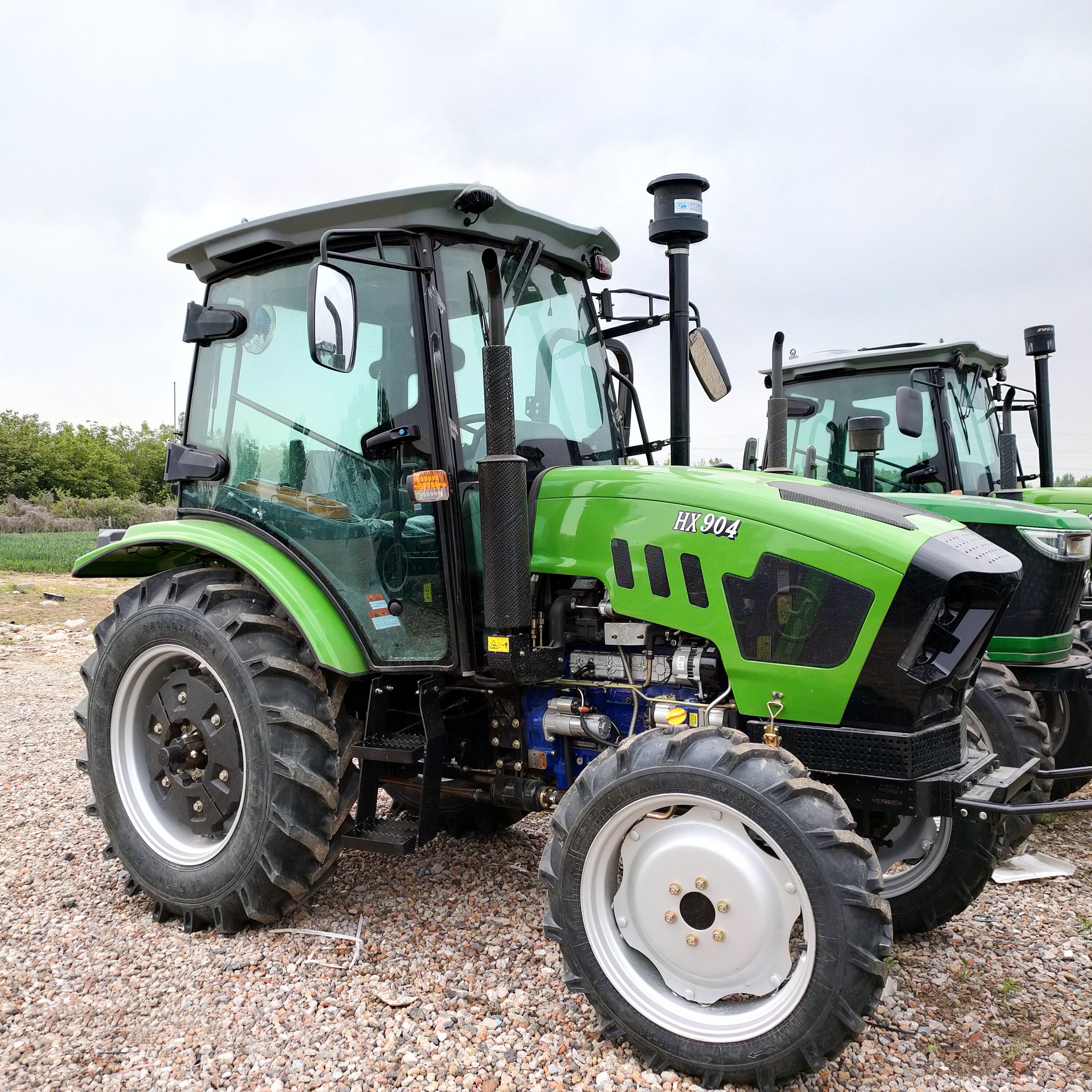 4x4 70hp AC Cabin Tractors for Agriculture diesel Engine Traktor Huaxia Brand