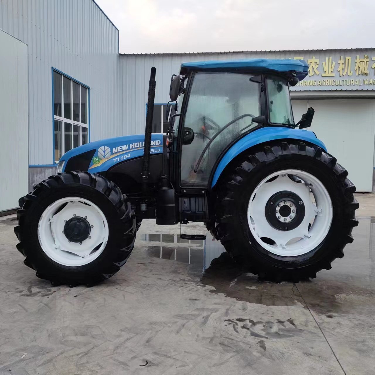 Made in Turkey TD5110 Fiat Engine Used Tractor 110hp TD5110 4WD Agriculture Tractor Available With Accessories with Fiat Engine