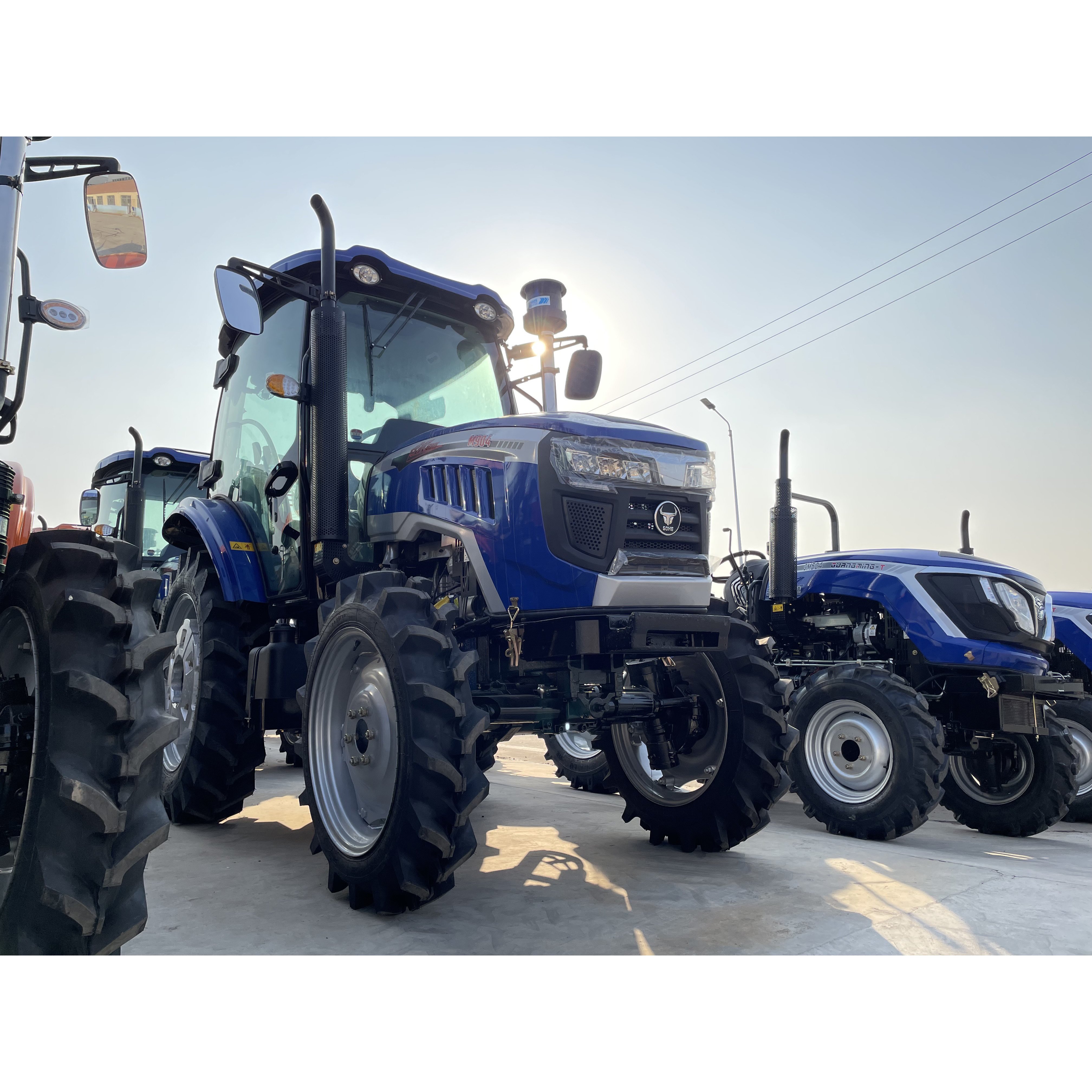 Farm Tractor Agriculture Agricultural Tractors Rice Peanut Potato Harvest 40 50 60 70 80 90 100 120hp Mini Garden Tractors